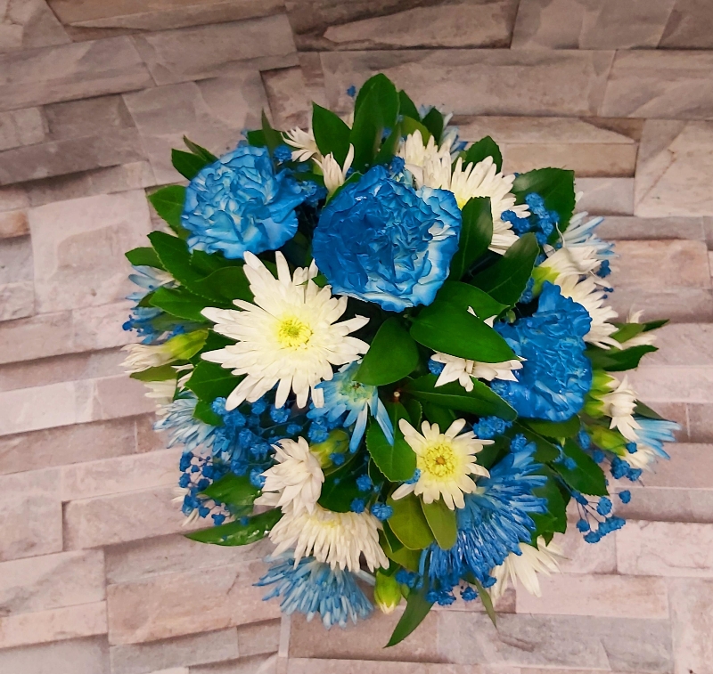 Blue posy